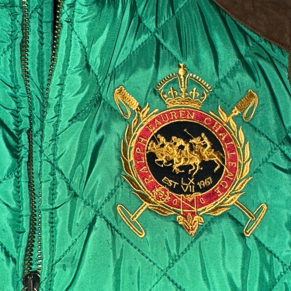 Ralph Lauren | Kelly Green Quilted Vest with Embroidered Crest Suede - Picture 4 of 7